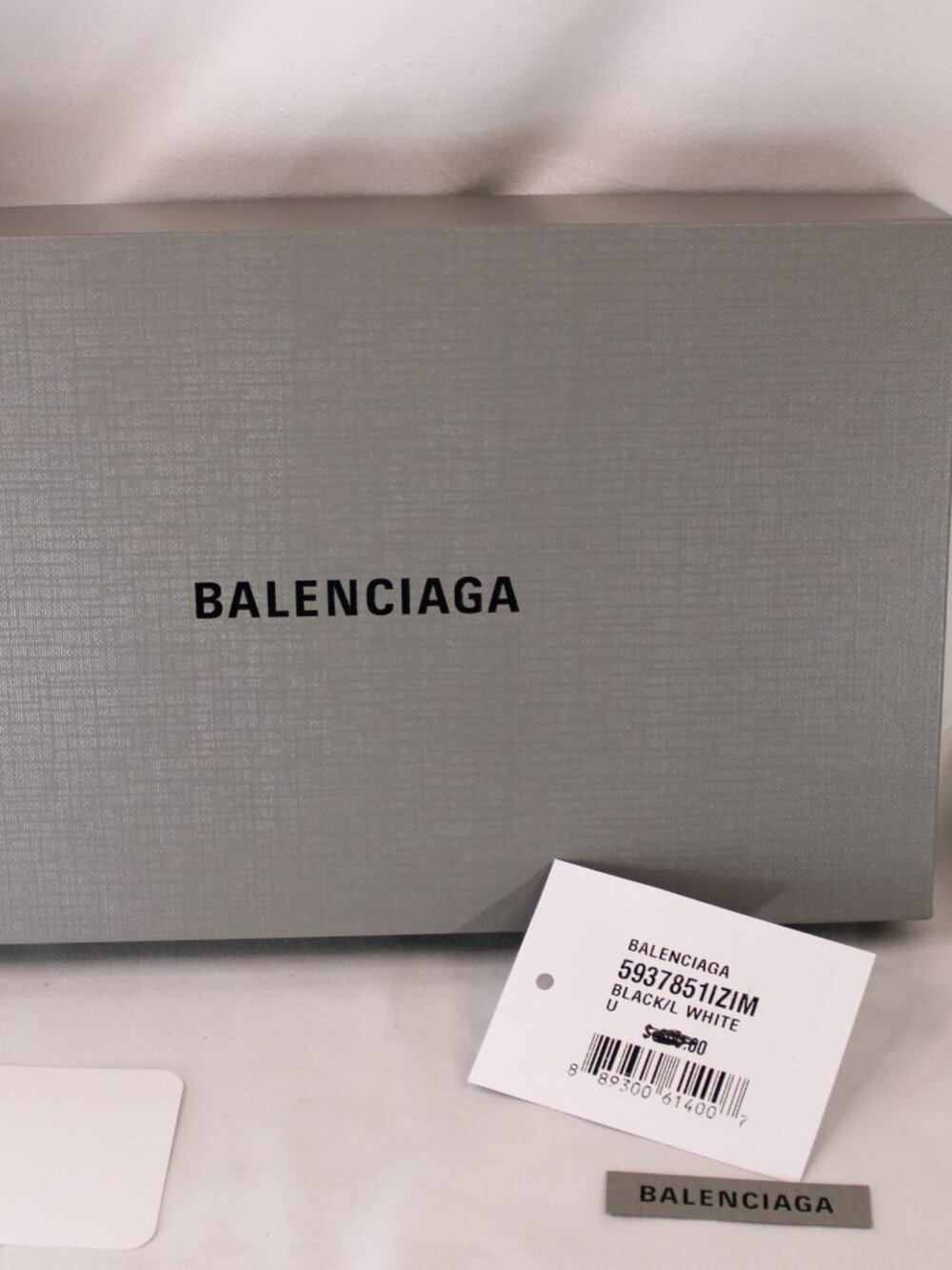 Balenciaga Wallet on Chain - Picture 6 of 8